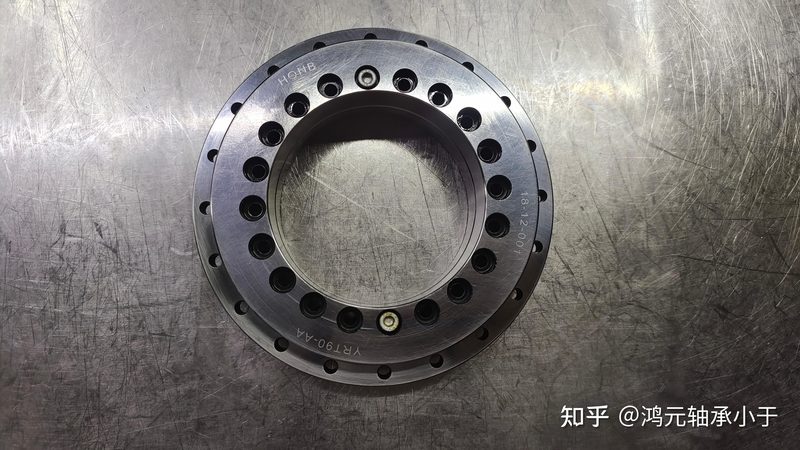 自润滑关节轴承配合公差：精准匹配，保障传动效率**